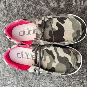 Hey Dude Kids Camouflage Sneakers with Pink Interior